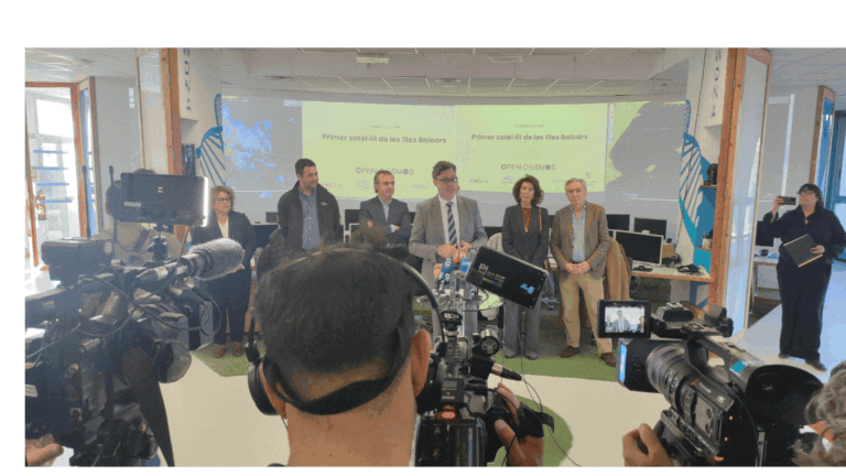 colaboracion open cosmos fehm.gif